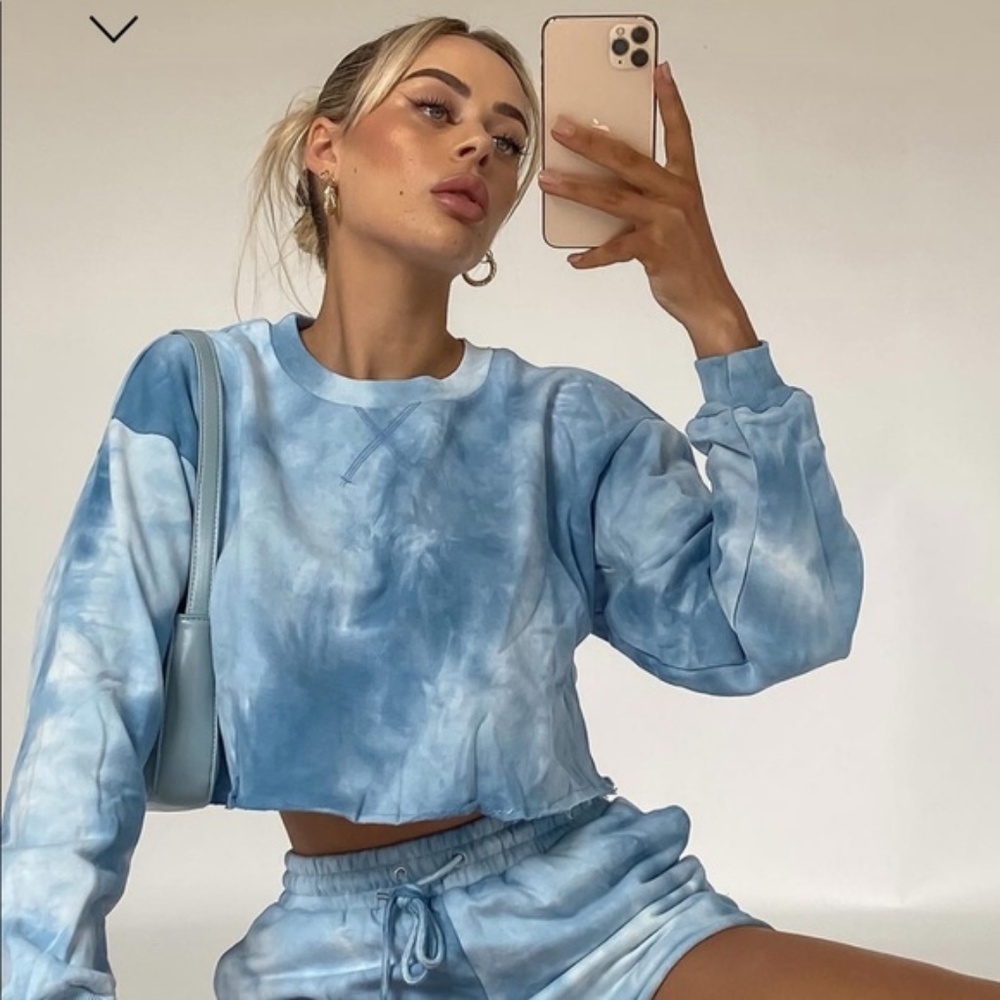 New*Princess Polly Tie Dye Sweatshirt Crop Top